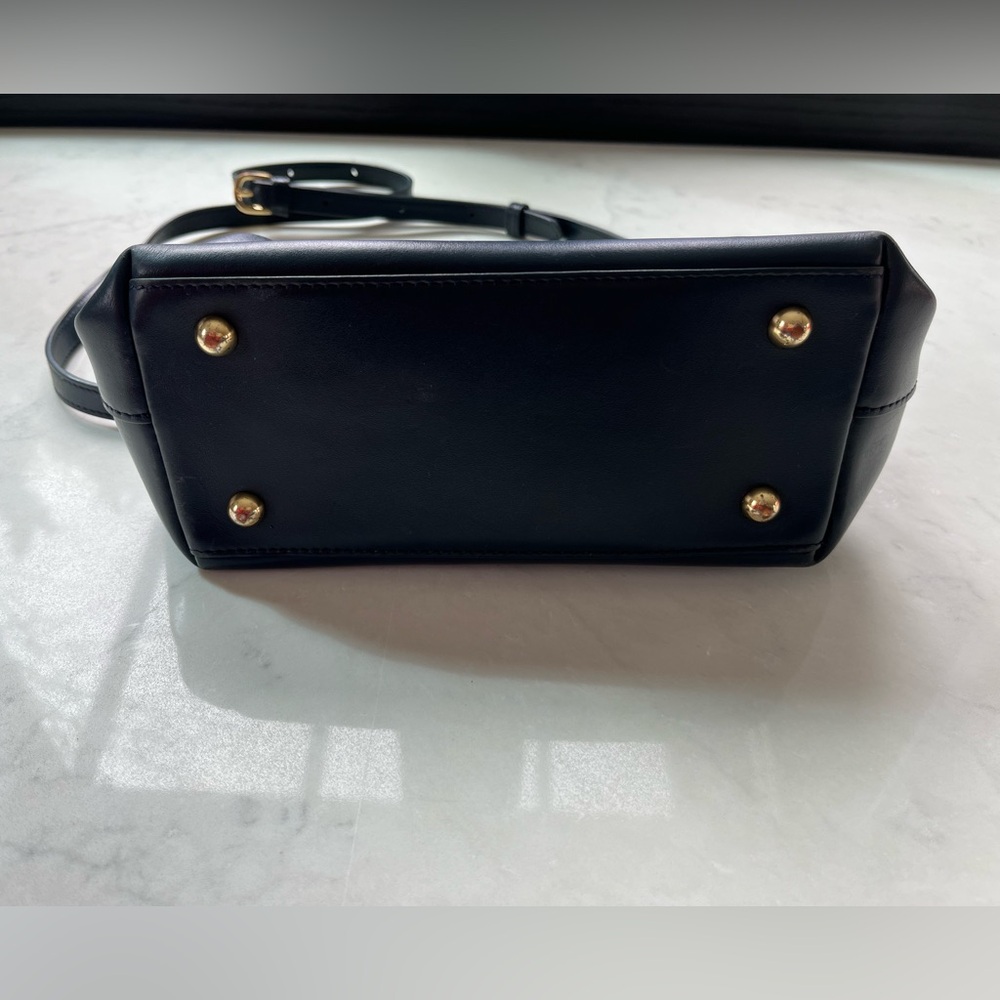 Linjer Navy Leather Crossbody Doctor Style Bag w/ Gold Hardware - Picture 3 of 11